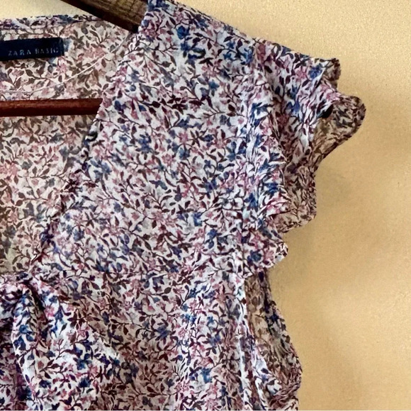 Zara| Lovely Sheer Floral Cap Sleeve Front Bow Feminine Top Sz L - Picture 3 of 5